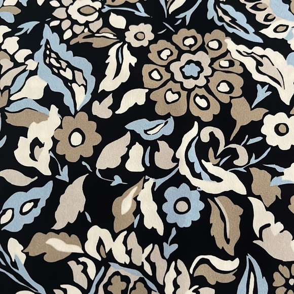 J. McLaughlin Halle Reversible Pencil Skirt Houndstooth and Floral size S - Picture 6 of 6